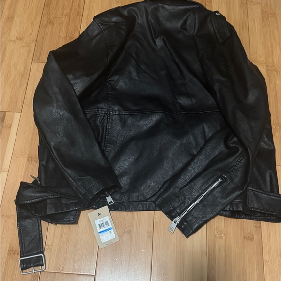 NWT Levi’s Motorcycle Jacket - Picture 4 of 4